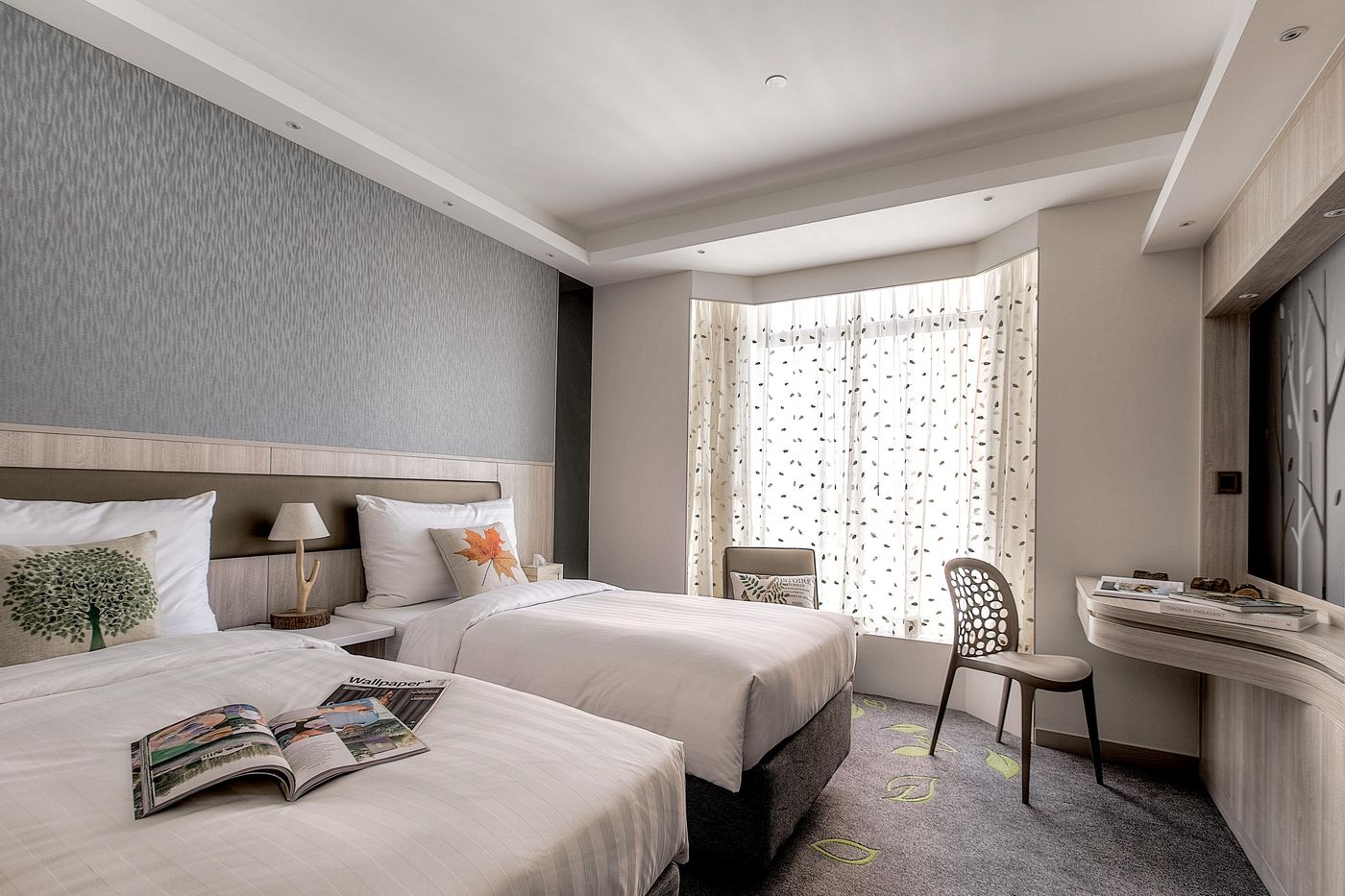 Stanford-Hillview-Room-9