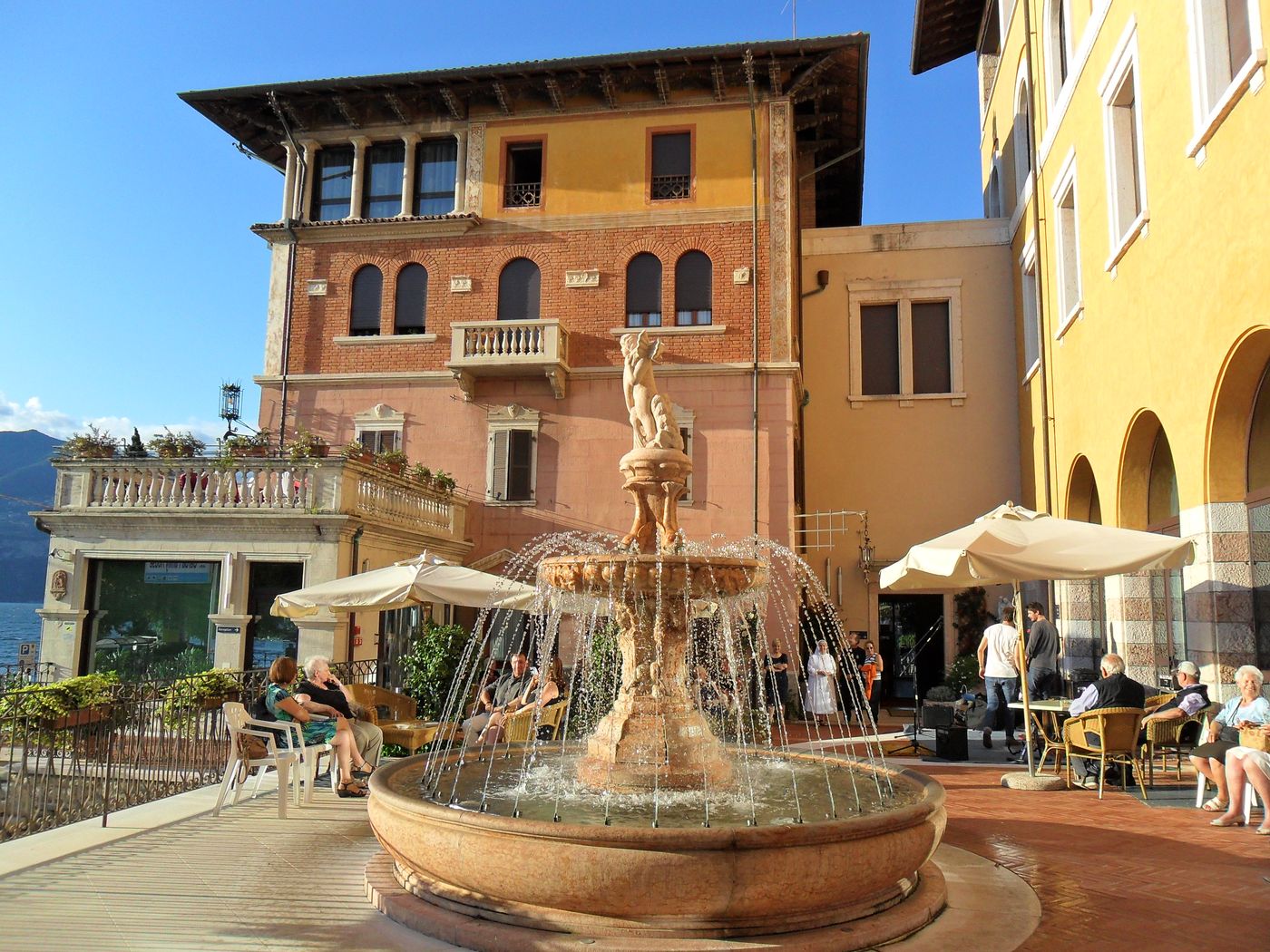 Garda Family House-Italy-CASTELLETTO DI BRENZONE-Terrace-5