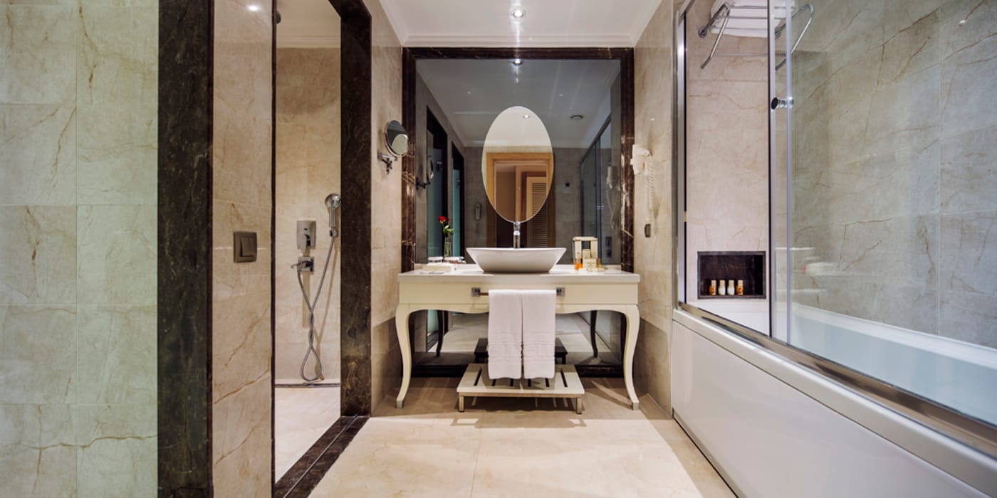 Bellis-Deluxe-Hotel-Room-38