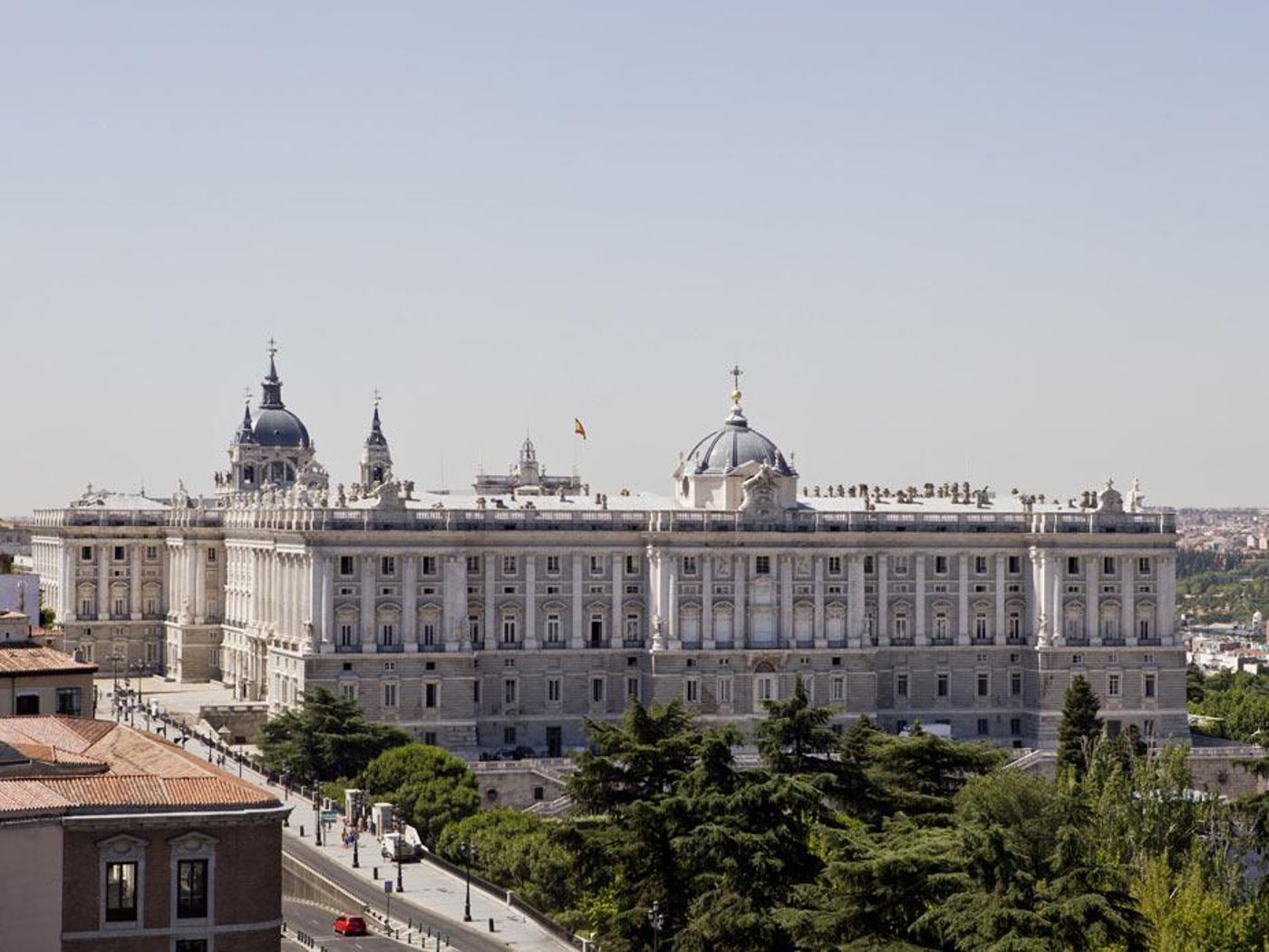 Espahotel-Plaza-de-Espana-General-view-8