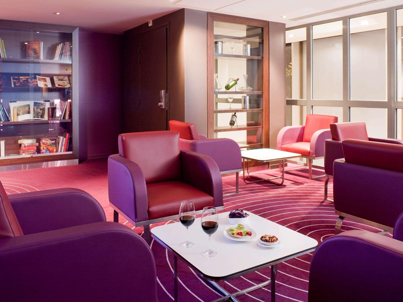 Mercure-Paris-Tour-Eiffel-Suffren-Sports-and-Entertainment-17