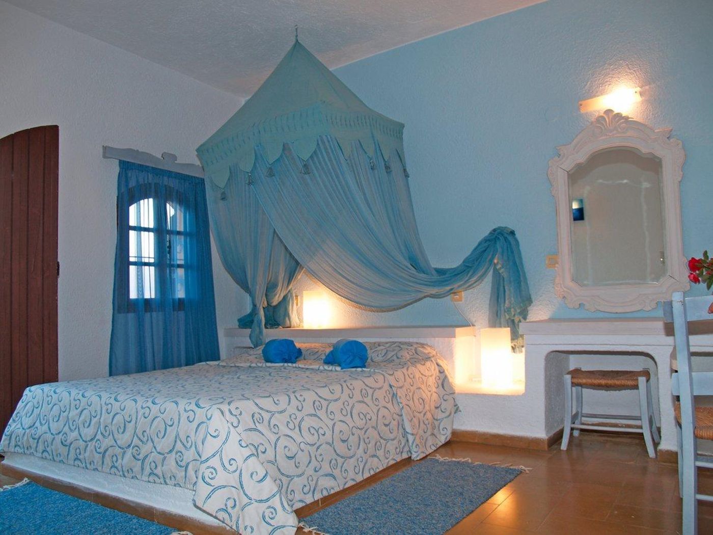 Cretan-Village-General-view-2