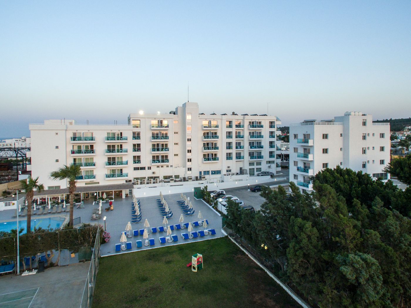 Kapetanios-Bay-Hotel-General-view-1