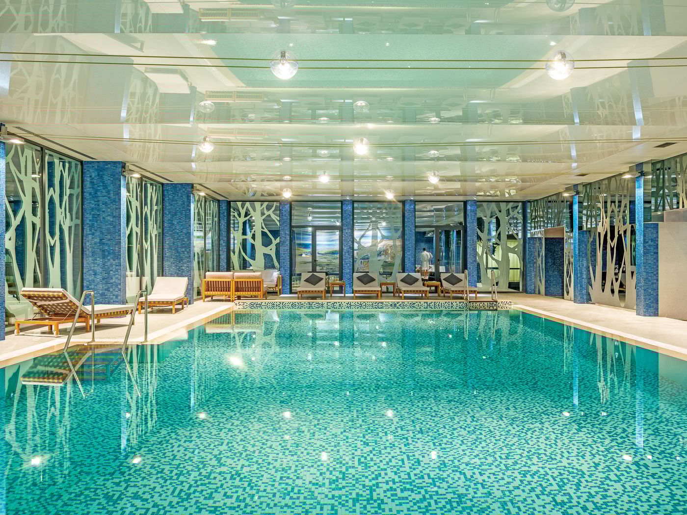 Palmon-Bay-Hotel---Spa-Pool-35