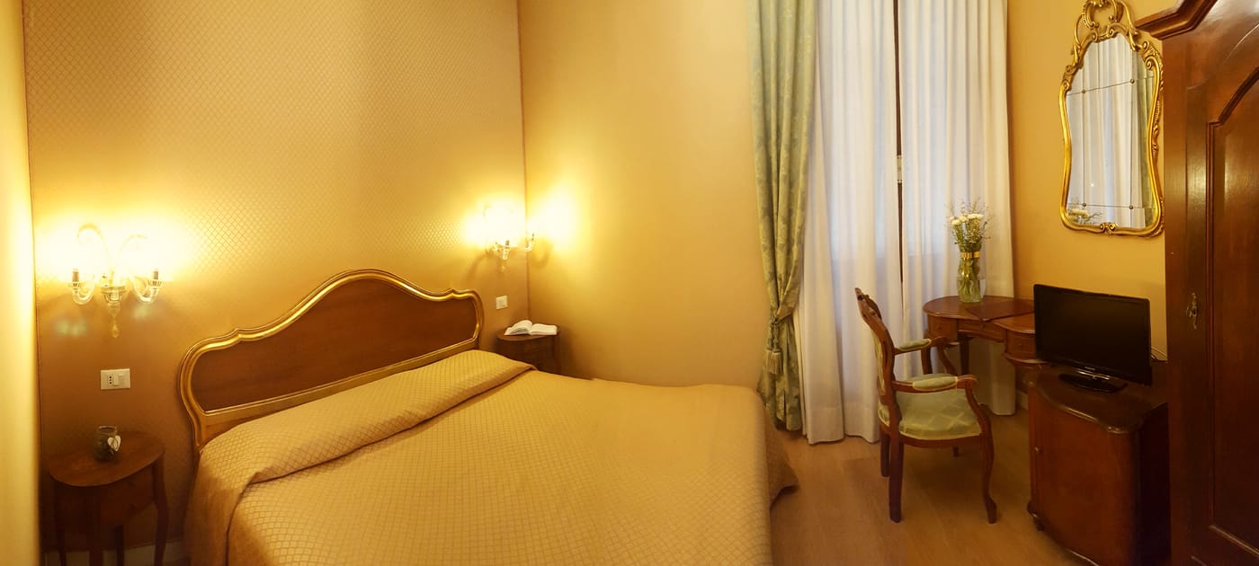 Hotel-Locanda-Canal-Room-7