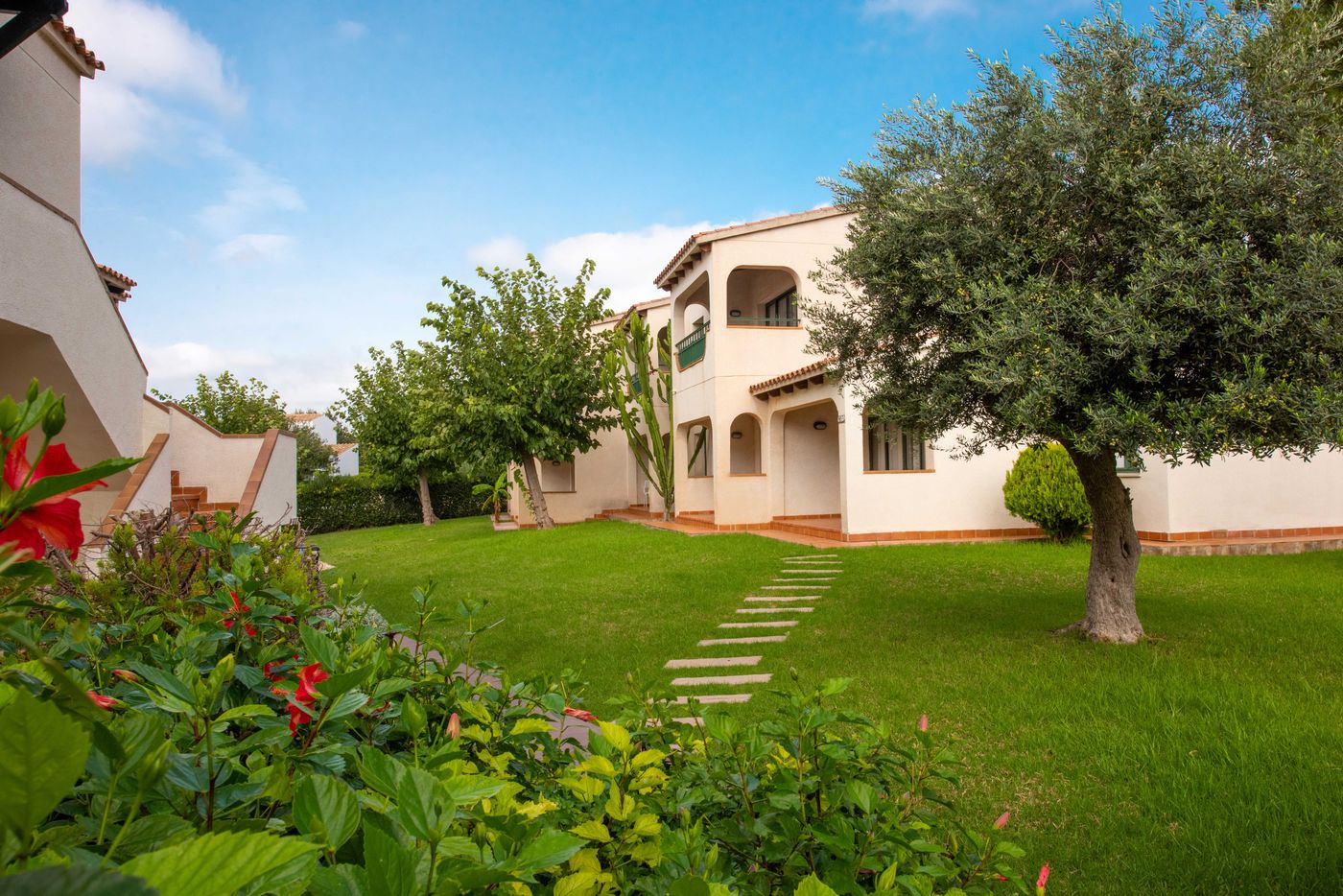 Valentin-Son-Bou-General-view-17