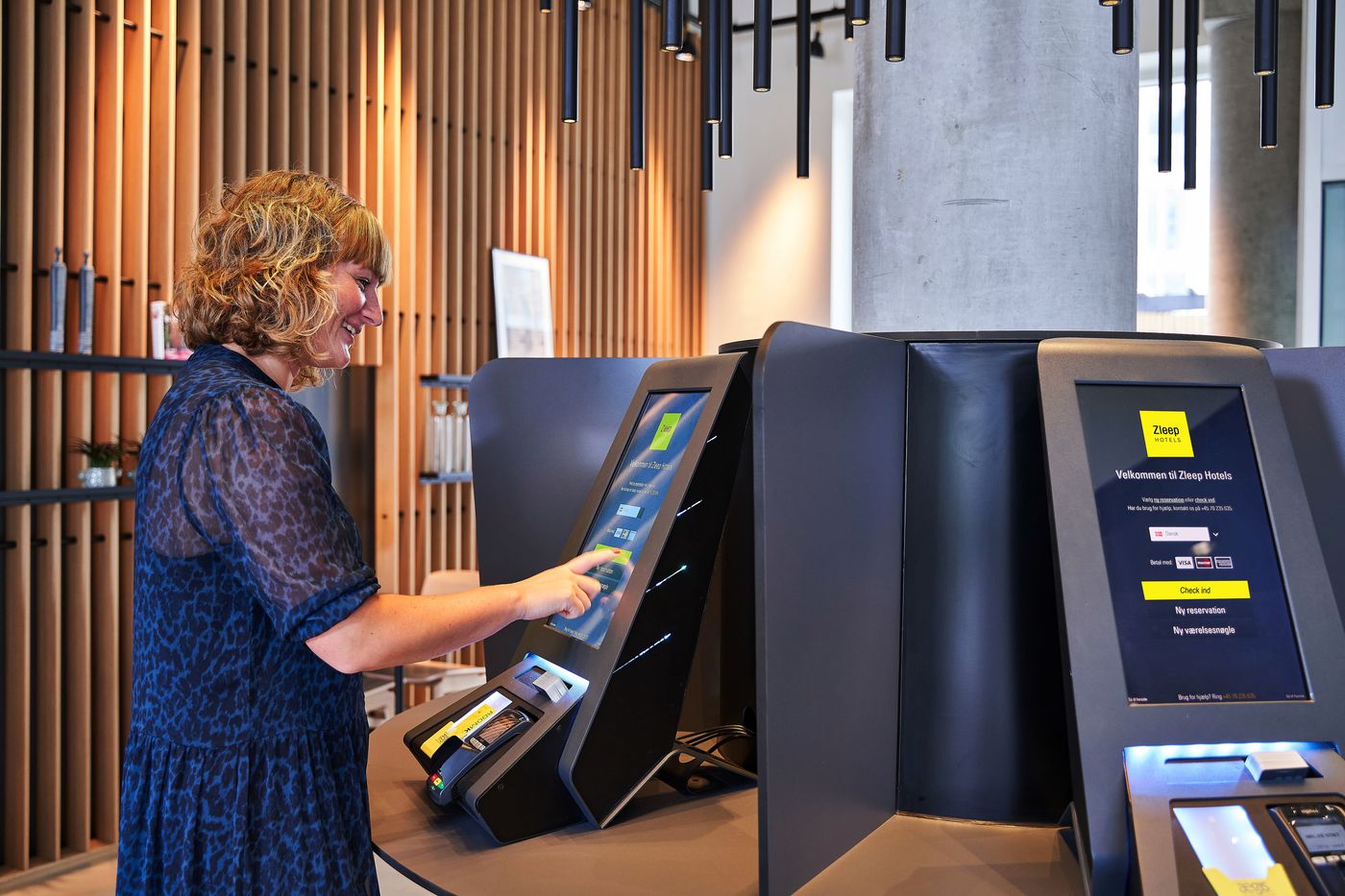 Zleep-Hotel-Prague-Lobby-7