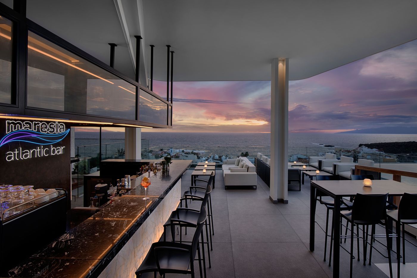 Royal-Hideaway-Corales-Beach---Adults-Only--part-of-Barcel---Hotel-Group-Bar-38