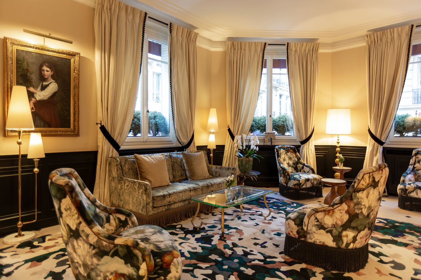 West-end-Paris-Lobby-18