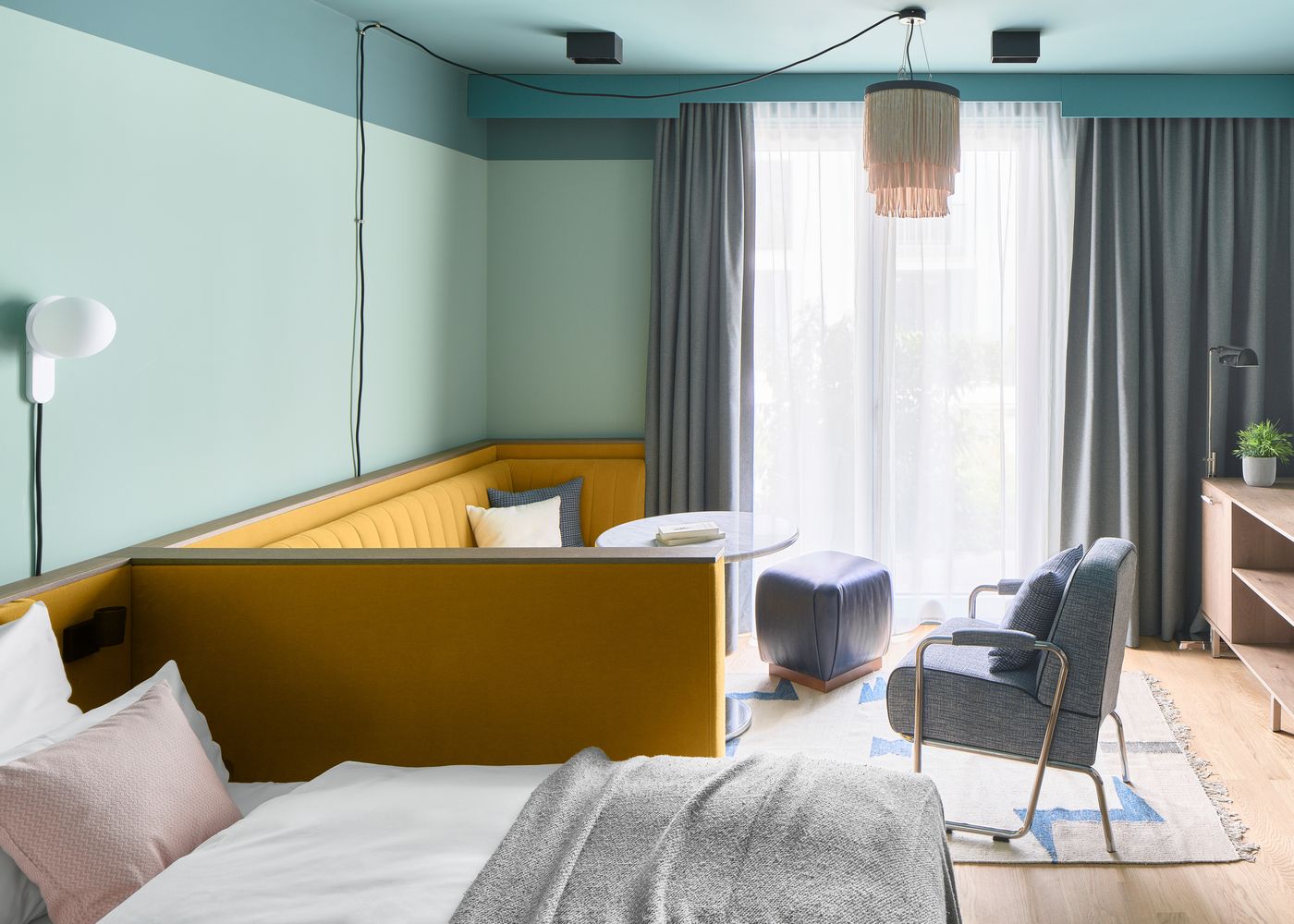 Schwan-Locke--Landwehrstrasse-Room-37