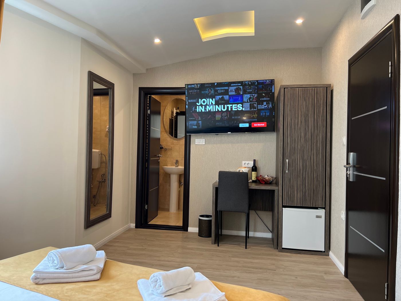 Side One Design Hotel-Serbia-Belgrade-Room-9