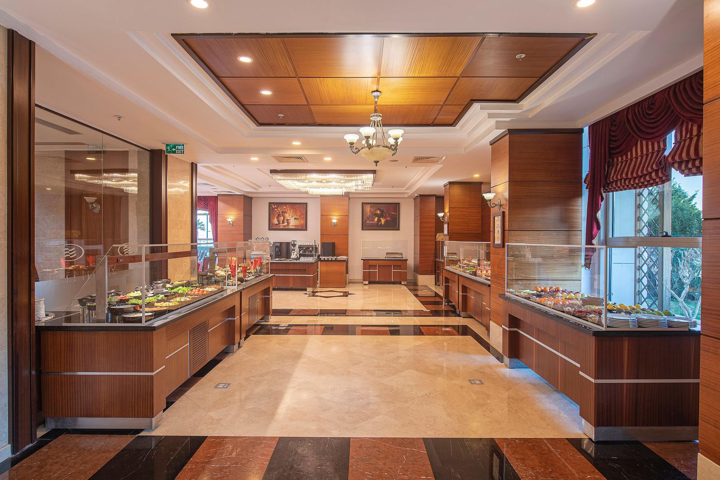 Crowne-Plaza-Antalya-Restaurant-48