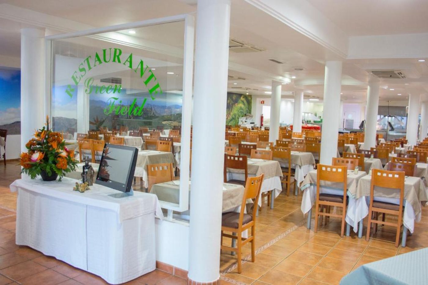 Green-Field-Restaurant-34