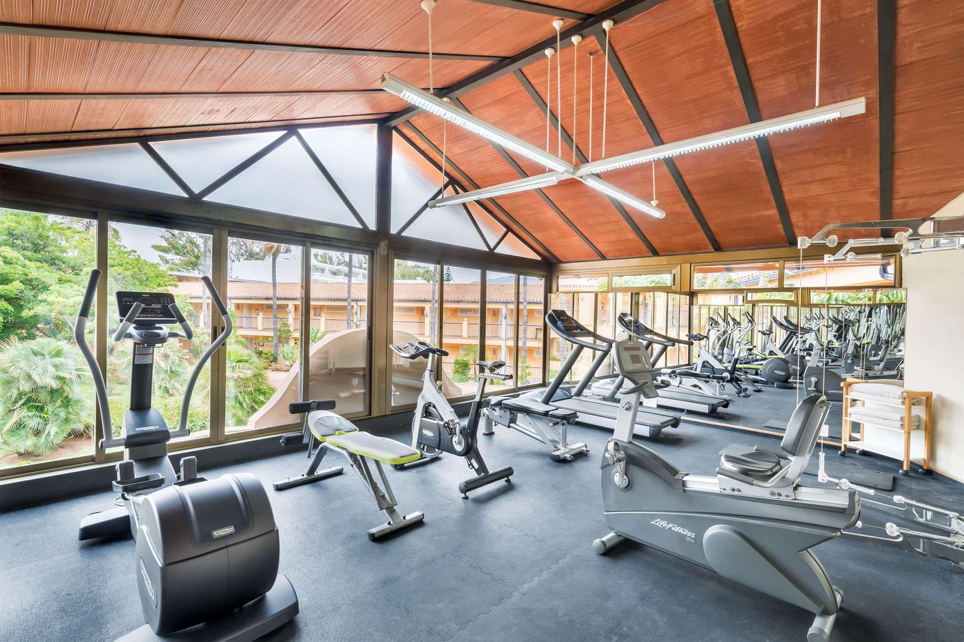 Hotel-Guadalmina-Spa---Golf-Resort-Sports-and-Entertainment-49