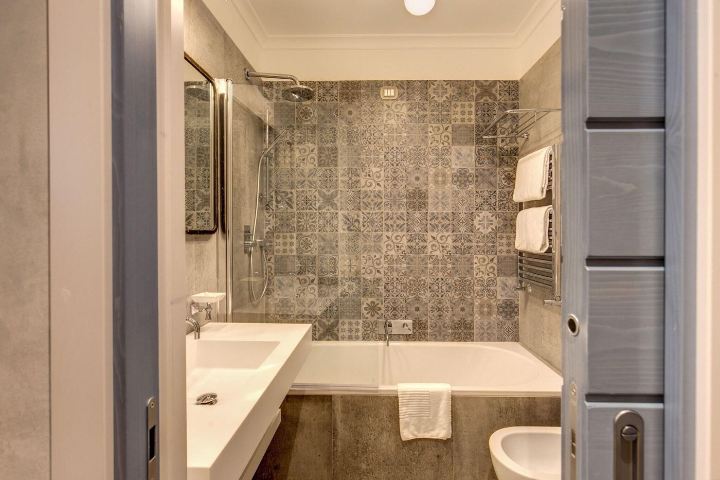 Parlamento-Boutique-Hotel-Room-36