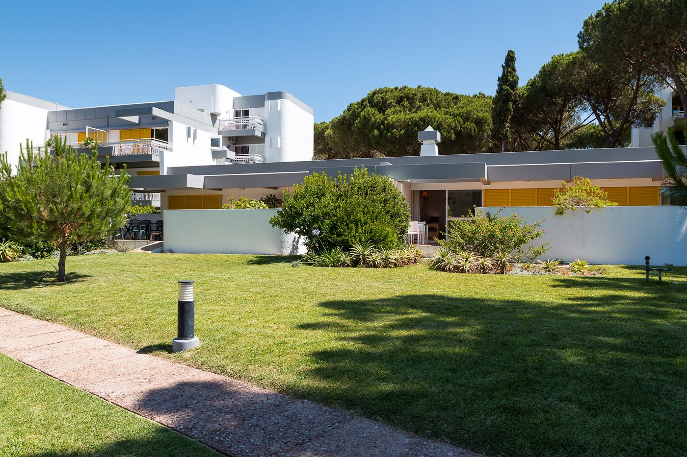 Pinhal-da-Marina-Hotel-General-view-10