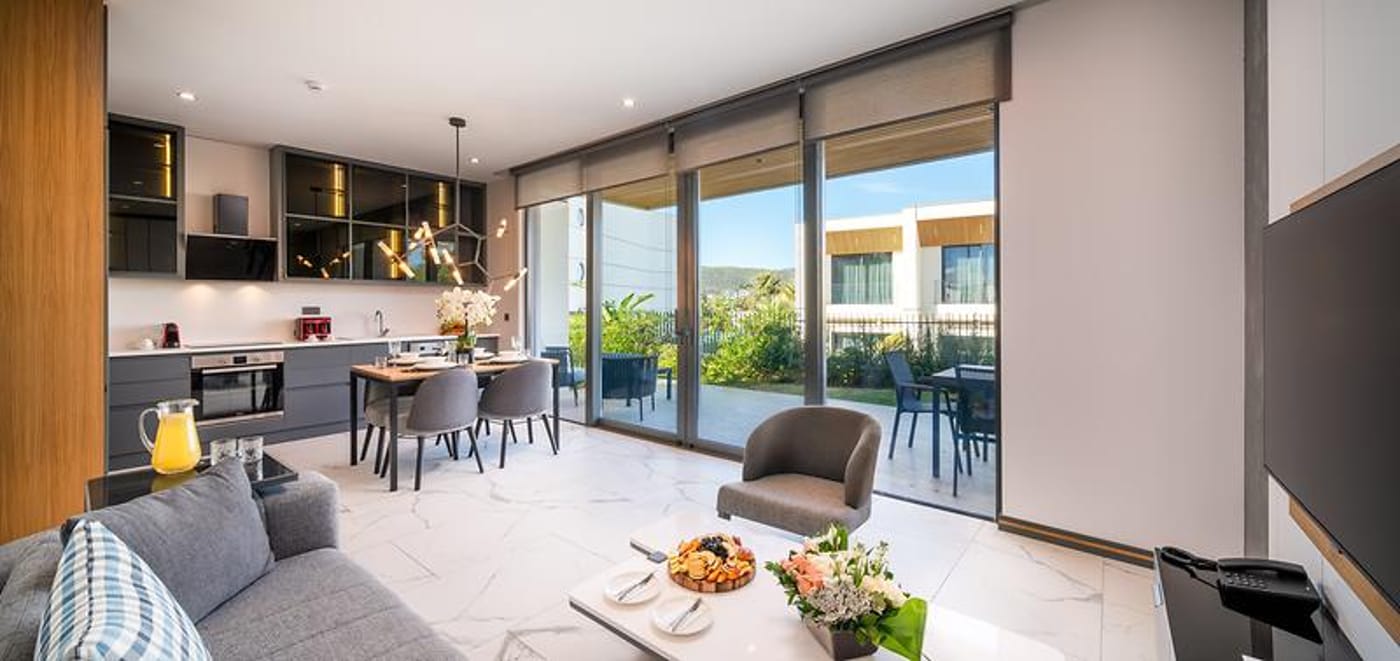 The Norm Collection Door'a 