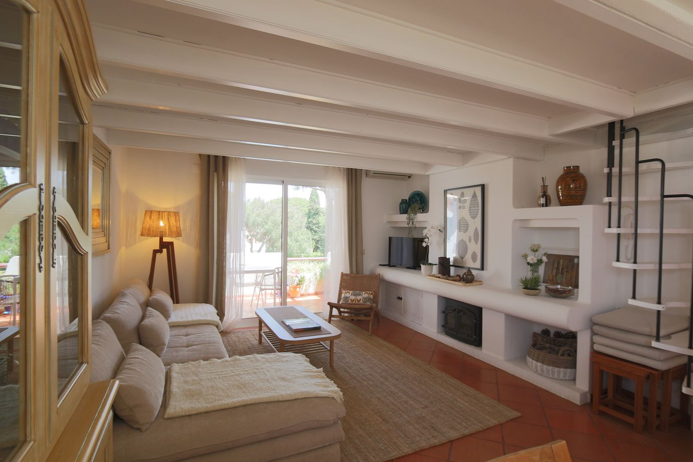 Apartments-Old-Village-Room-48