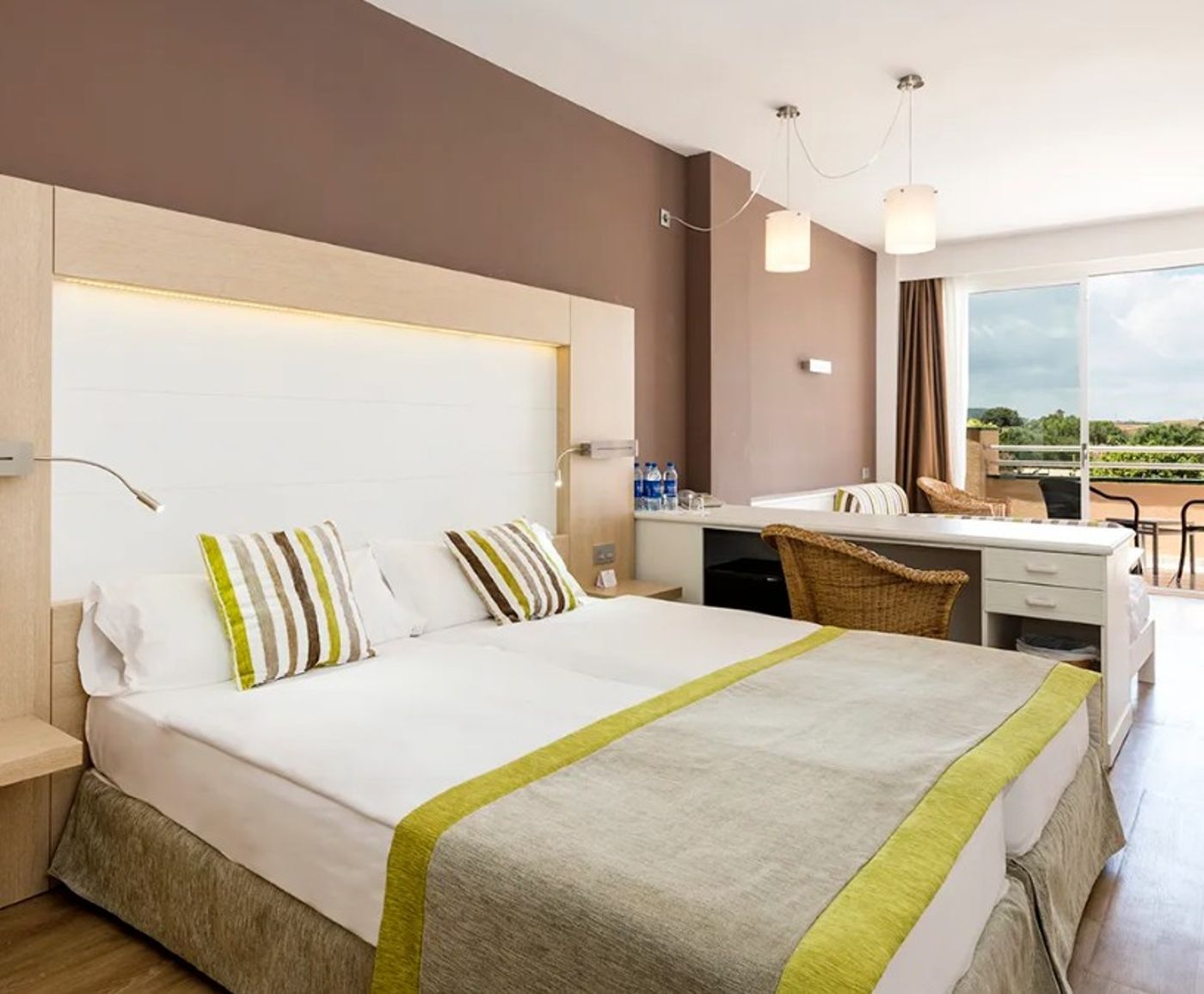 23.12.25 Caprice Sa Coma Park