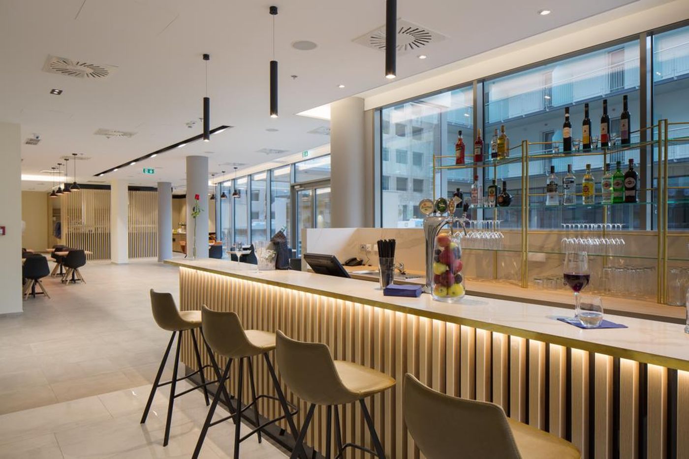 Akeah-Verdi-Budapest-Bar-2