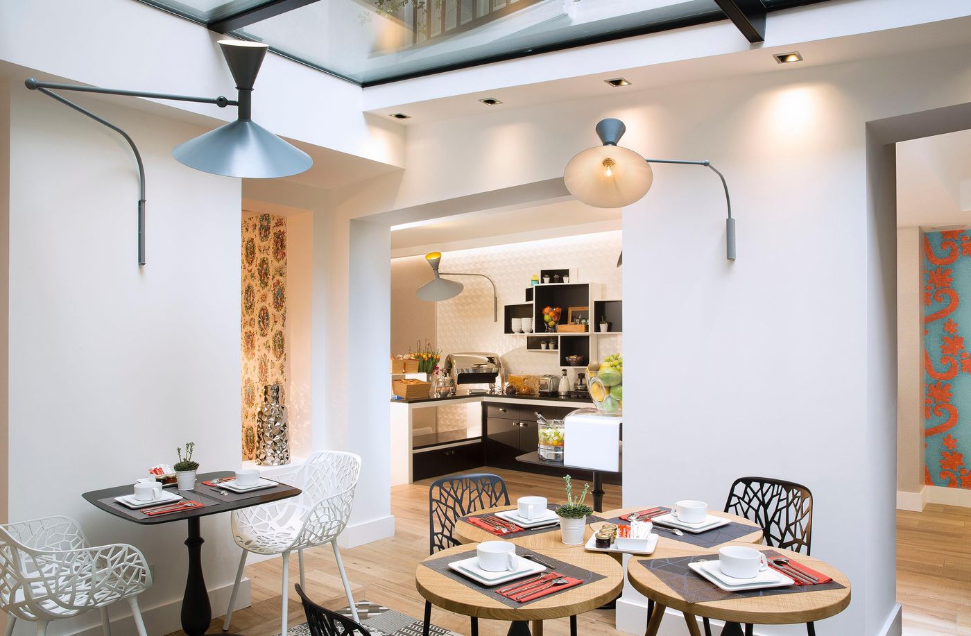 Elysees-8-Restaurant-11