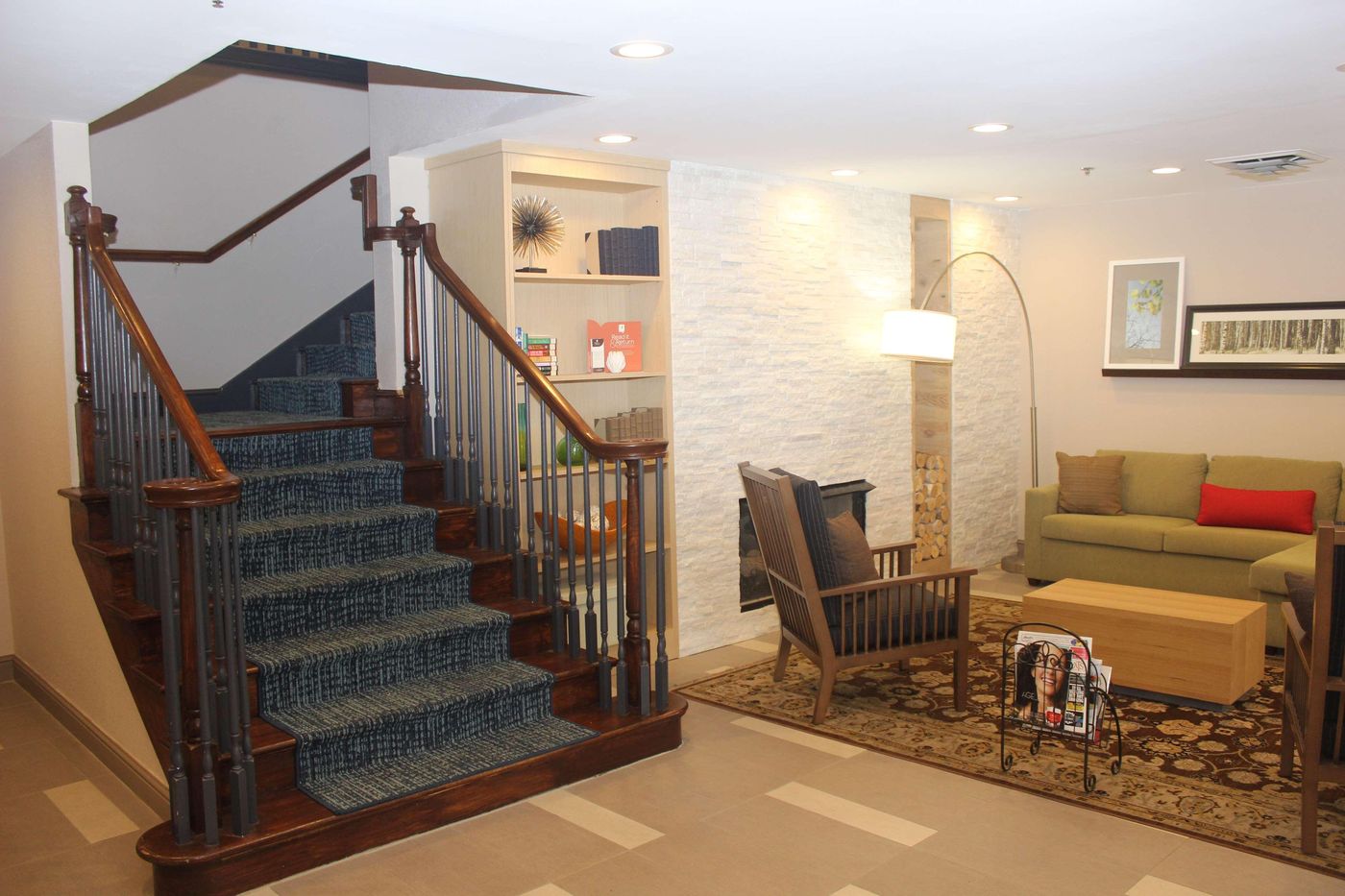 Country Inn & Suites by Radisson, Nashville, TN-United States-NASHVILLE-Lobby-9