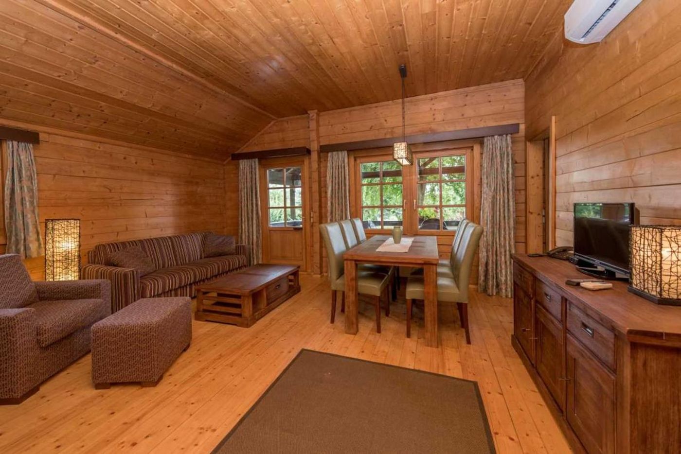 Petnehazy-Aparthotel-Room-13