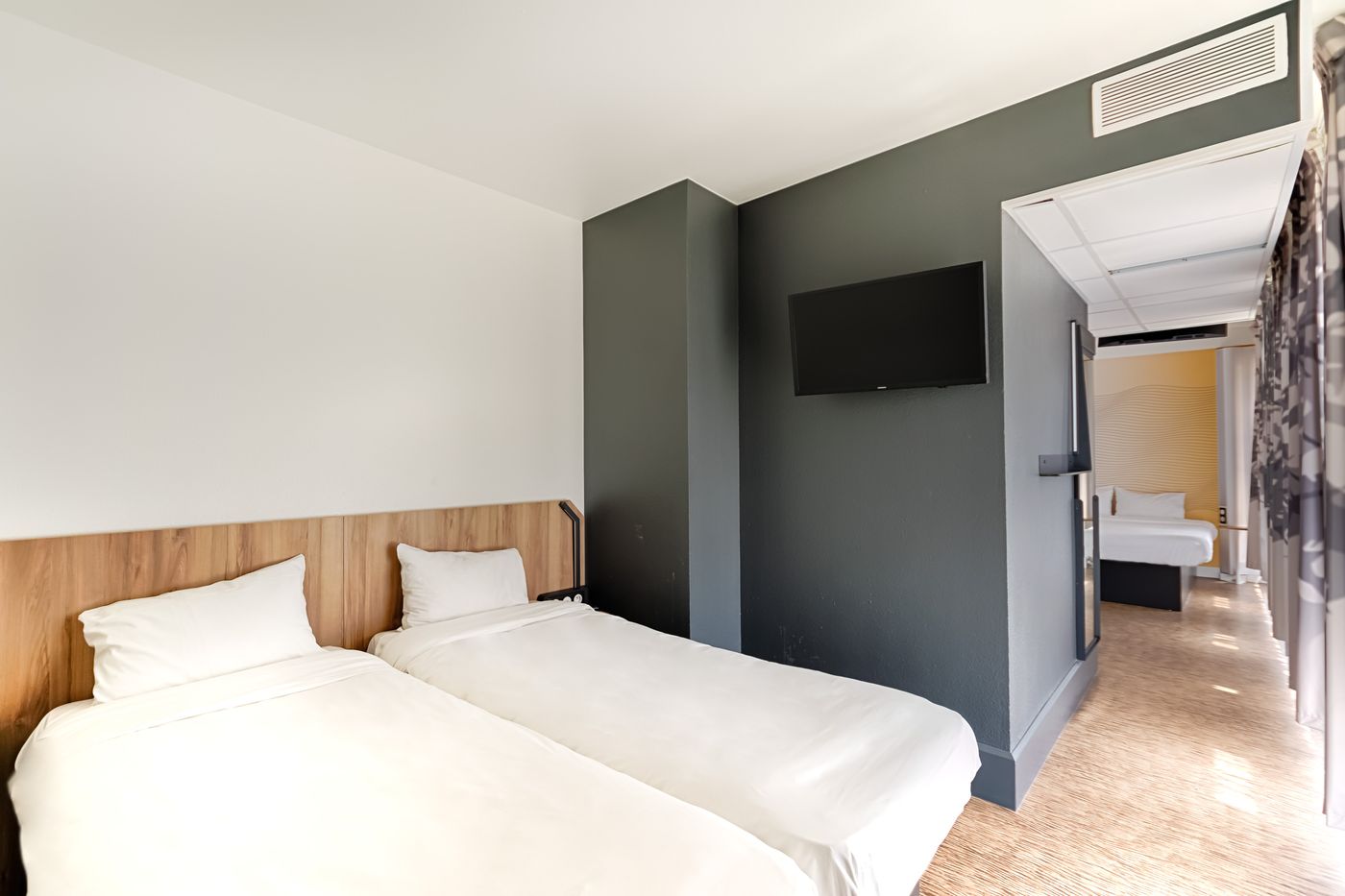 B&B HOTEL Marseille Centre La Joliette-France-MARSEILLE-Room-7