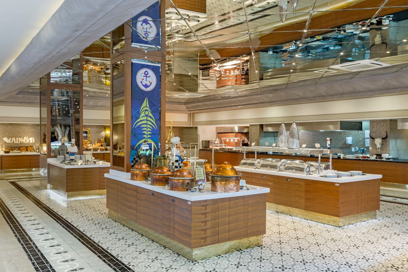 Royal-Holiday-Palace-Restaurant-47