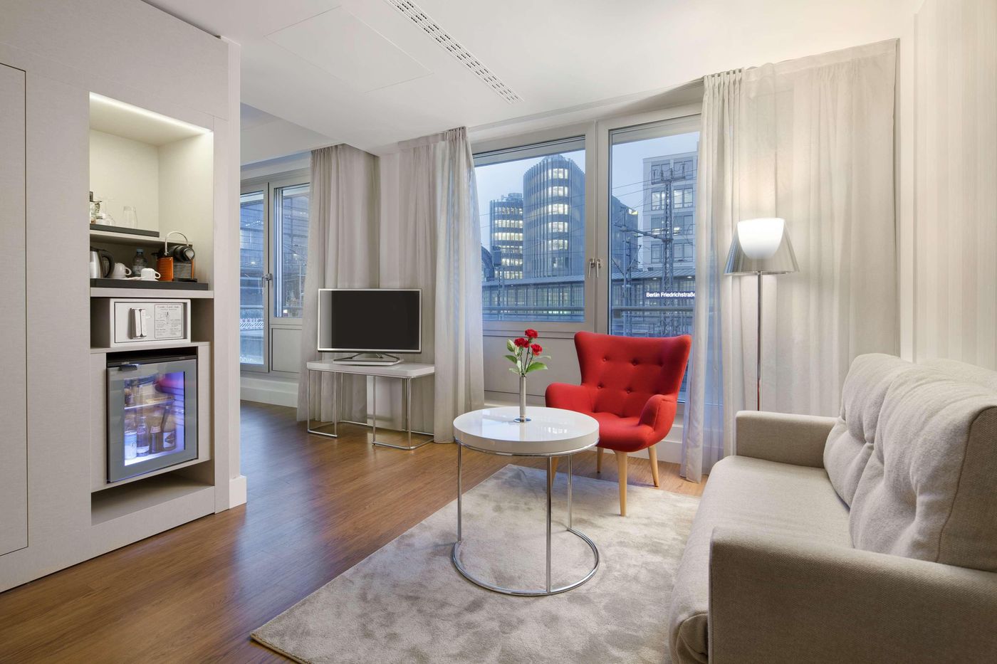 NH-Collection-Berlin-Mitte-Friedrichstrasse-Room-6