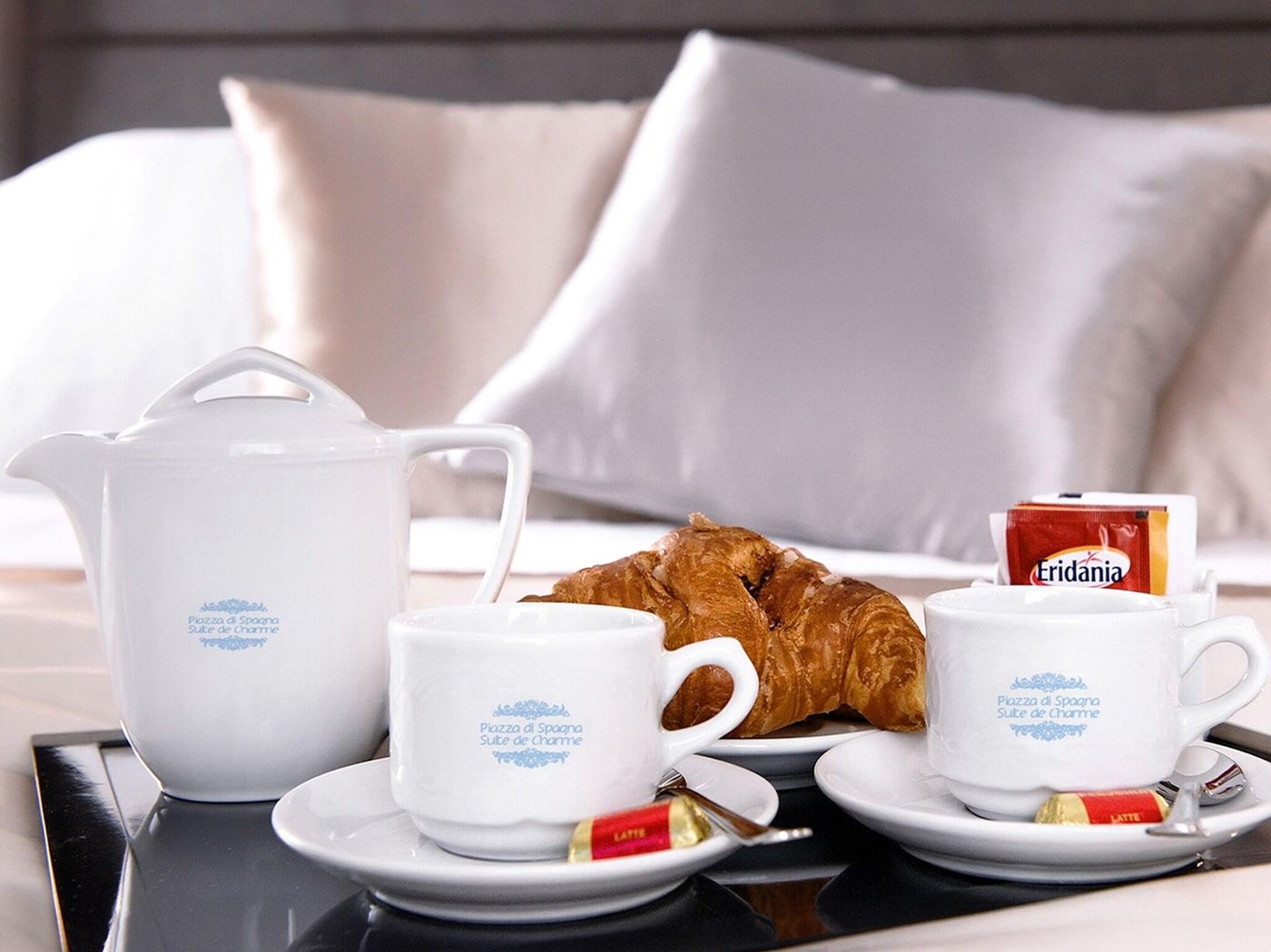 Piazza-Di-Spagna-Suite-De-Charme-Room-24