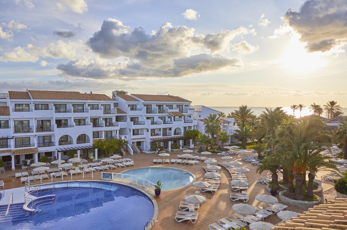 Fergus Style Bahamas