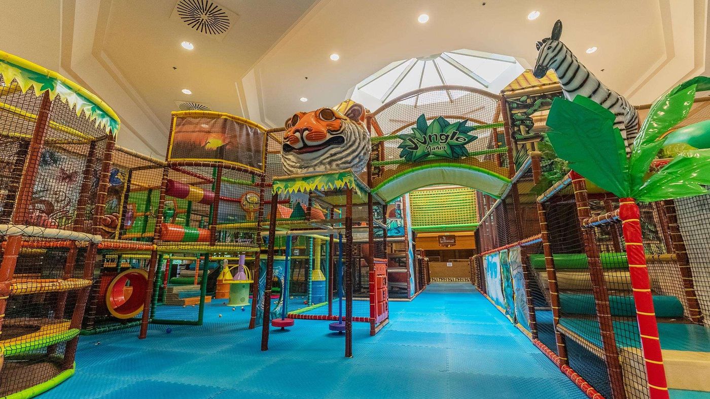 Gloria-Serenity-Resort-Sports-and-Entertainment-84