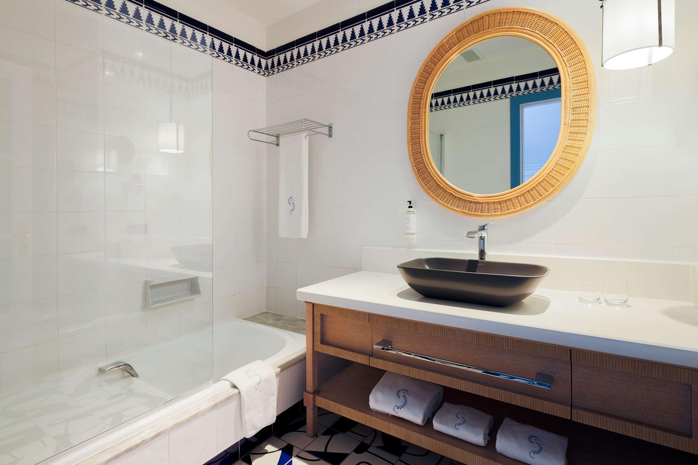 Seaside-Los-Jameos-Playa-Hotel-Room-44