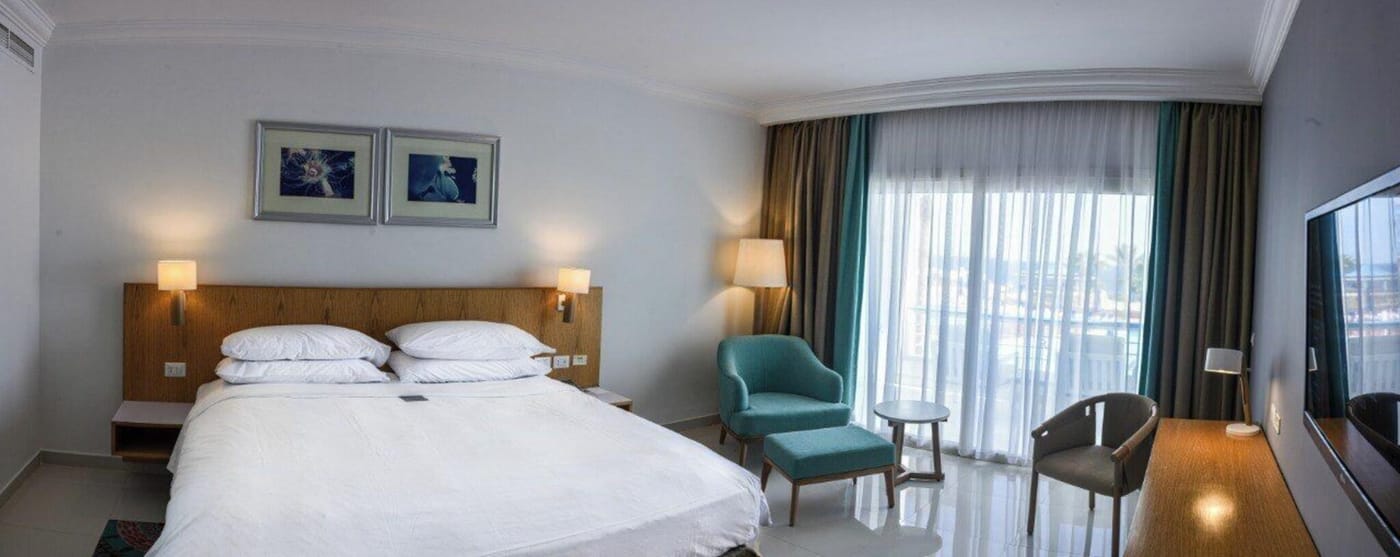 Renaissance-Sharm-El-Sheikh-Golden-View-Beach-Rest-Room-40