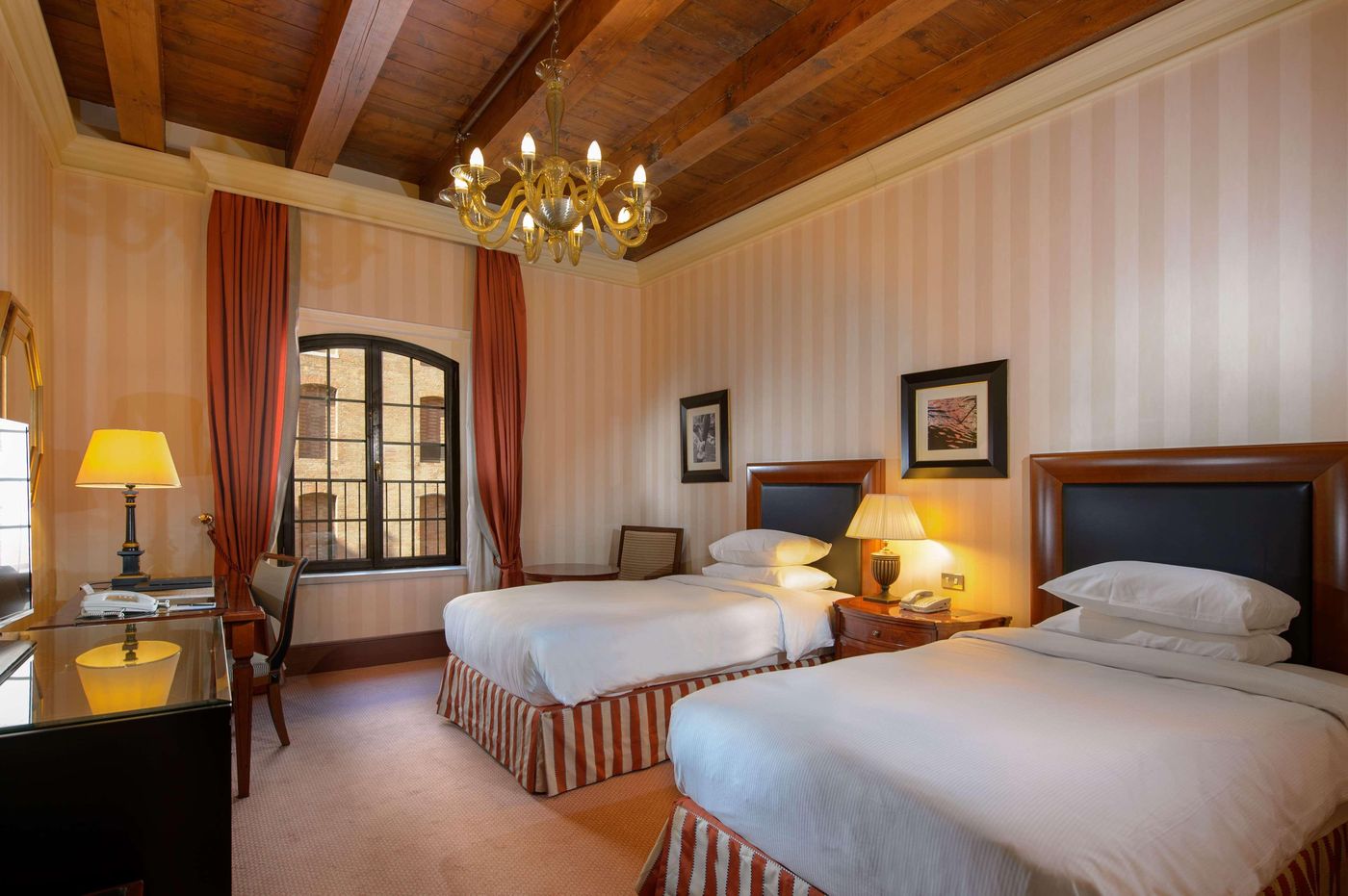 Hilton-Molino-Stucky-Venice-Room-11