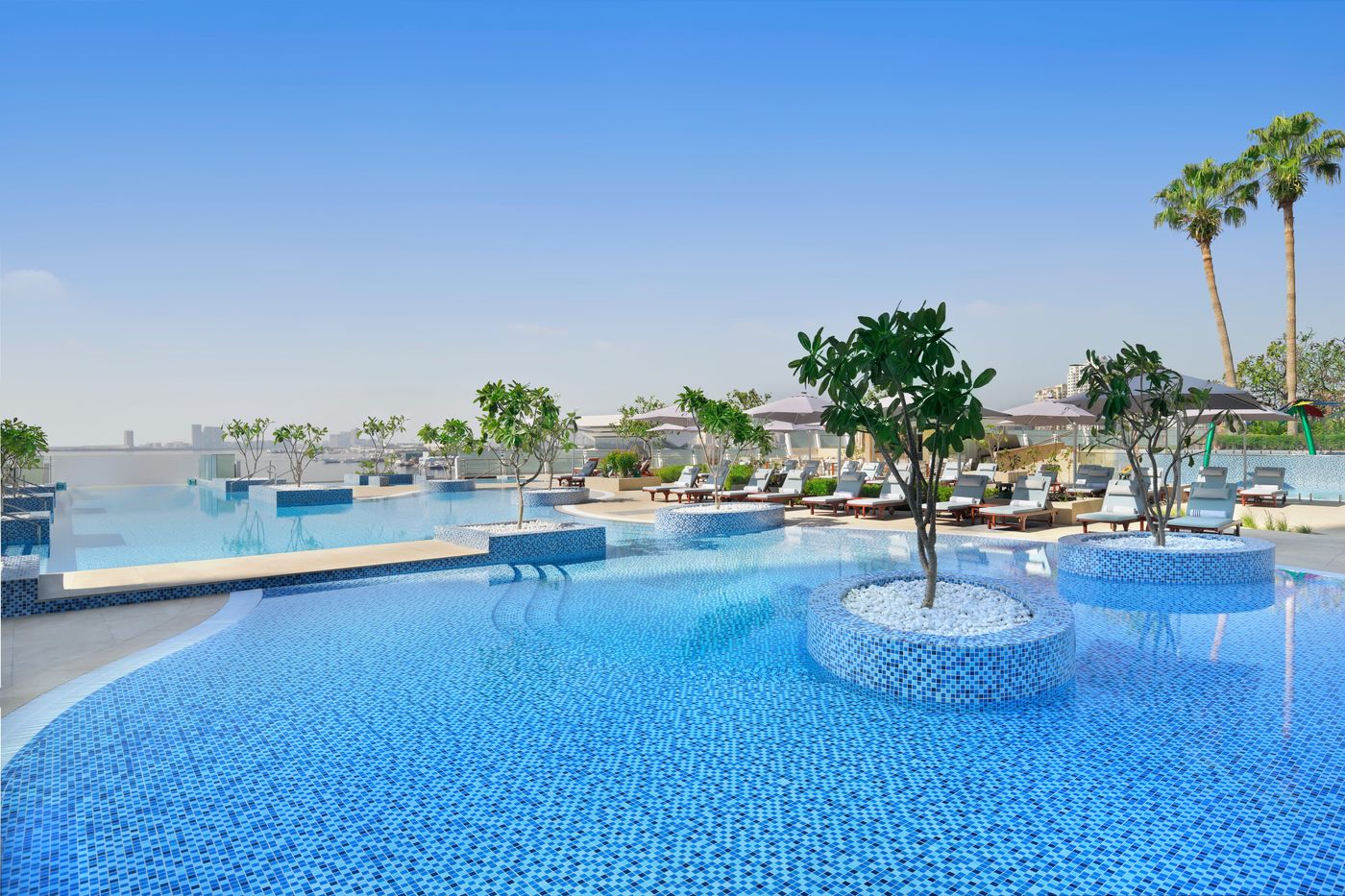 Intercontinental-Dubai-Festival-City-Pool-3