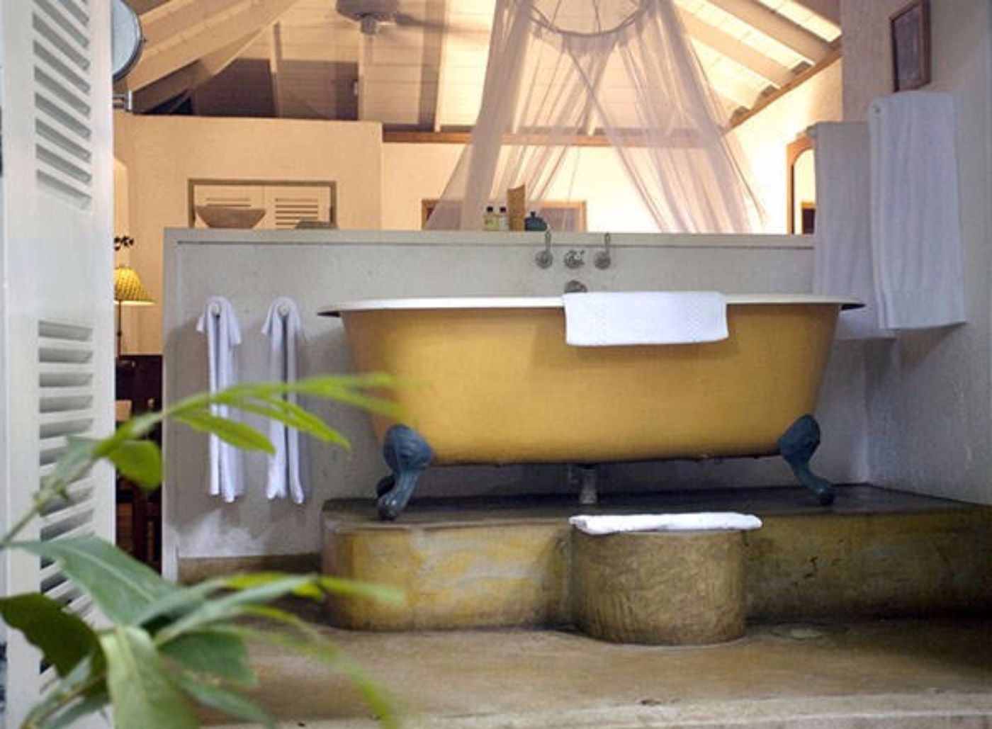 GoldenEye-Resort---Spa-Room-18