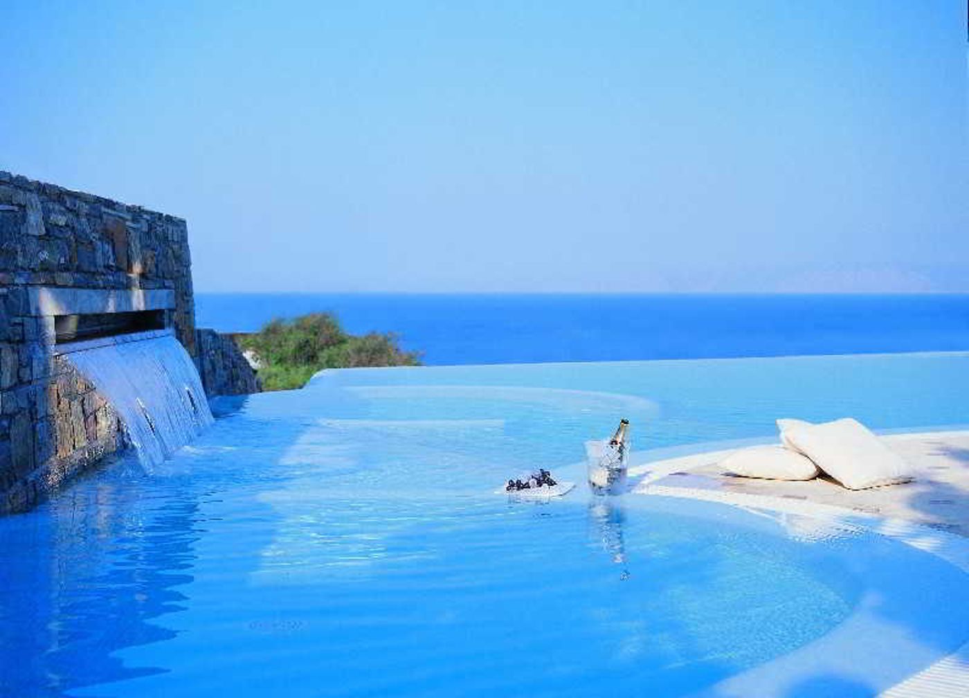 Elounda-Gulf-Villas---Suites-Pool-18
