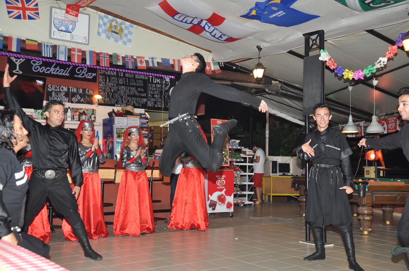 Club Sunset Apartments