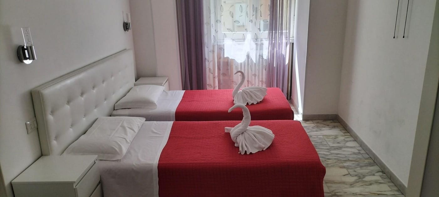 Domus-Vatican-Holidays-Room-9