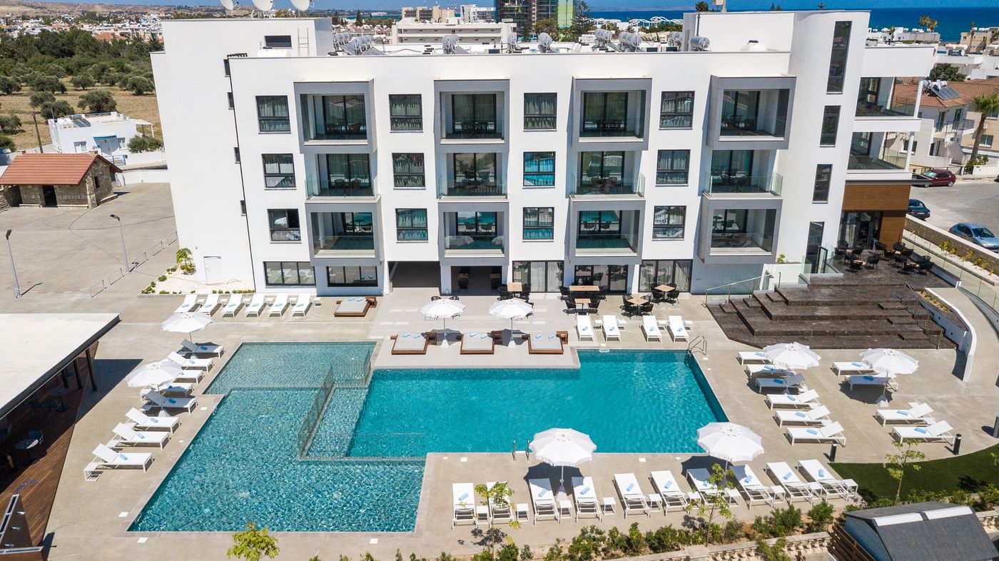 The Quality Lodge by Best Western Premier Collection