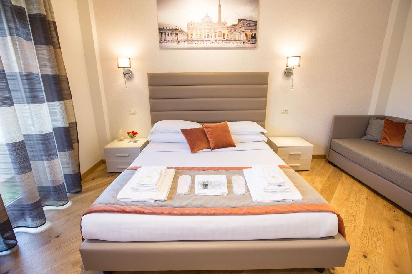 Vatican-City-Relais-Room-16