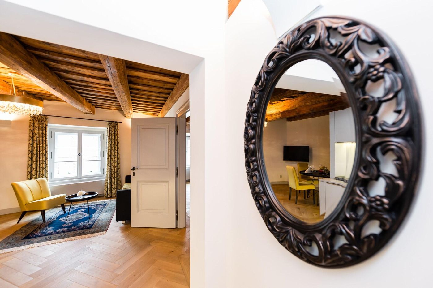 Old-Royal-Post-Hotel-Room-33