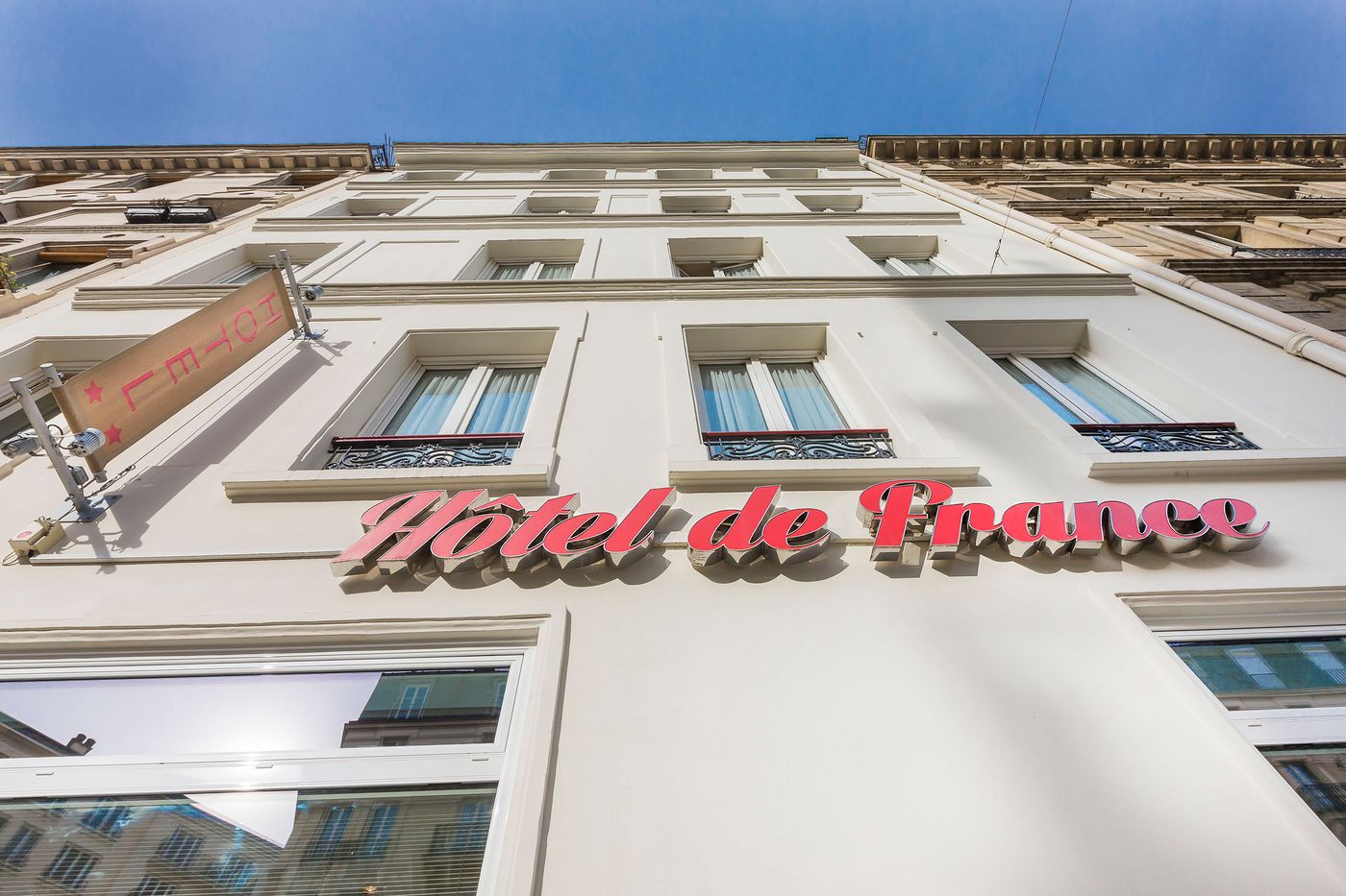 France-Quartier-Latin-General-view-10