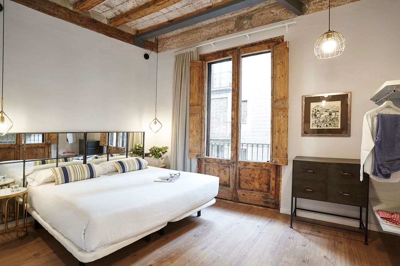 AinB Gothic-Jaume I Apartments-Spain-BARCELONA-Room-8