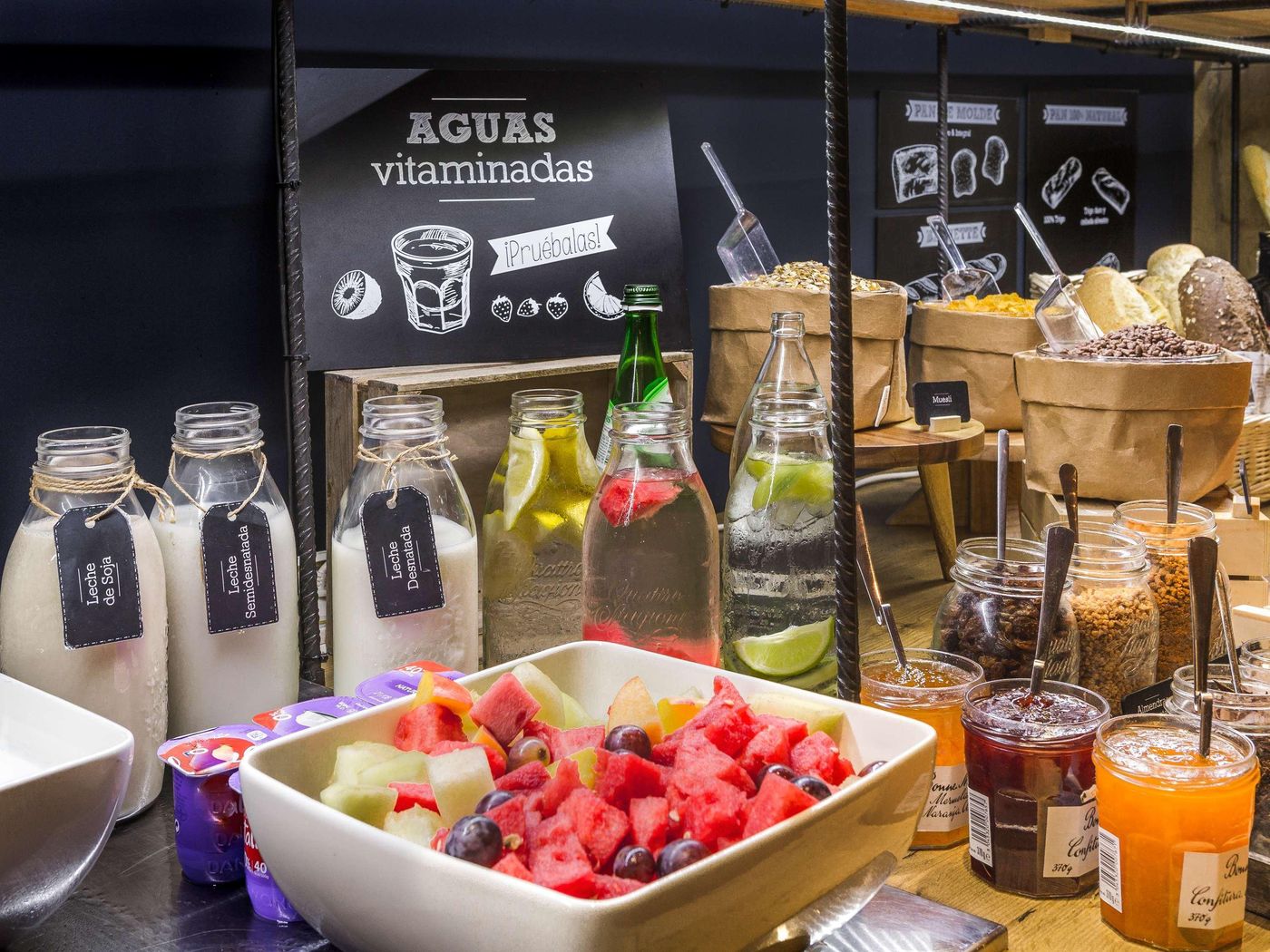 ibis-Berlin-Kurfuerstendamm-Restaurant-46