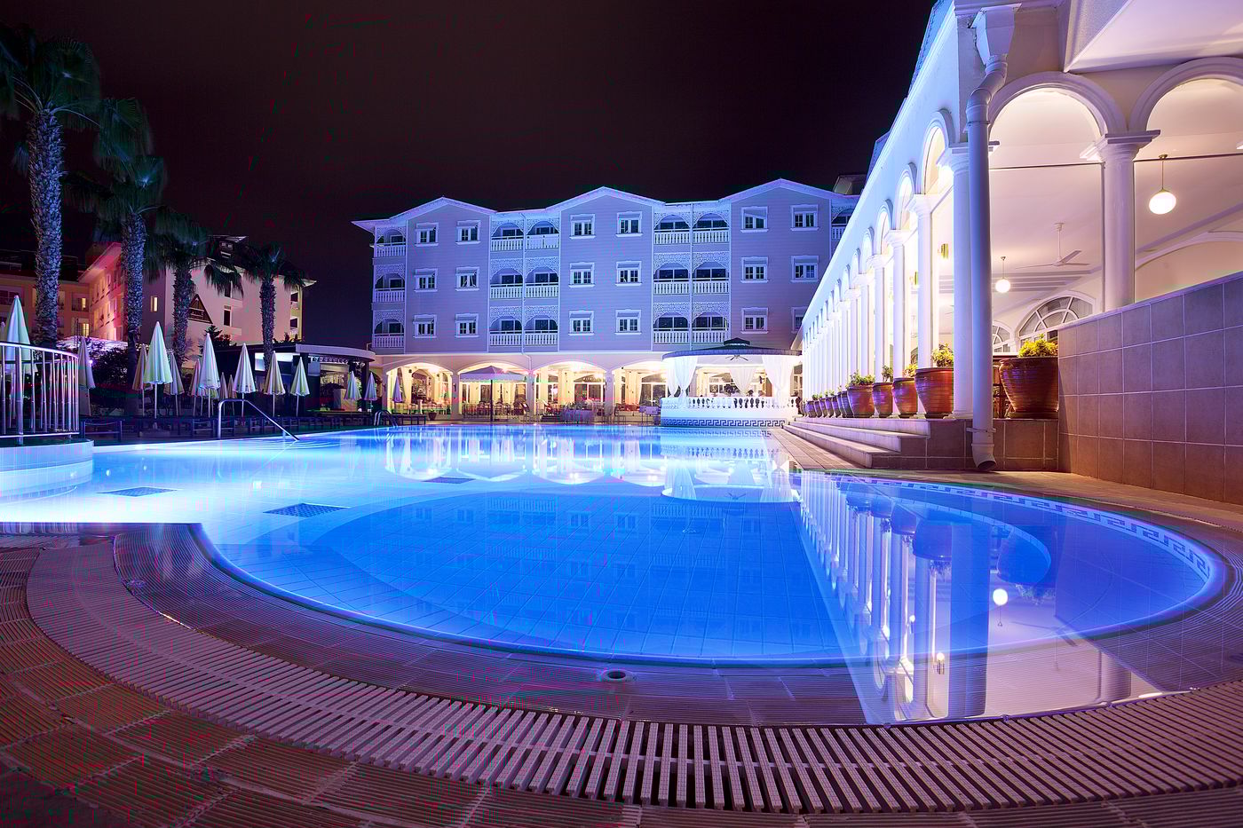 Pasha-s-Princess-By-Werde-Hotels---Adults-Only--16---Pool-4