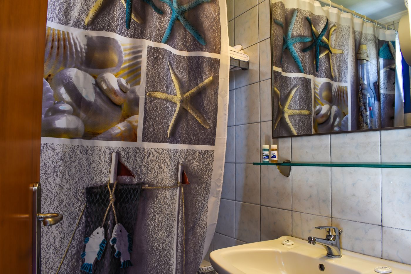 Govino-Bay-Apartments-Room-64