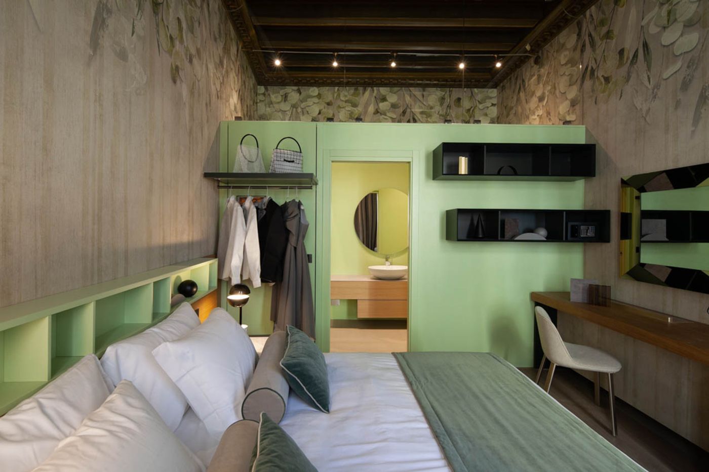 Palazzo-Pianca-Room-24